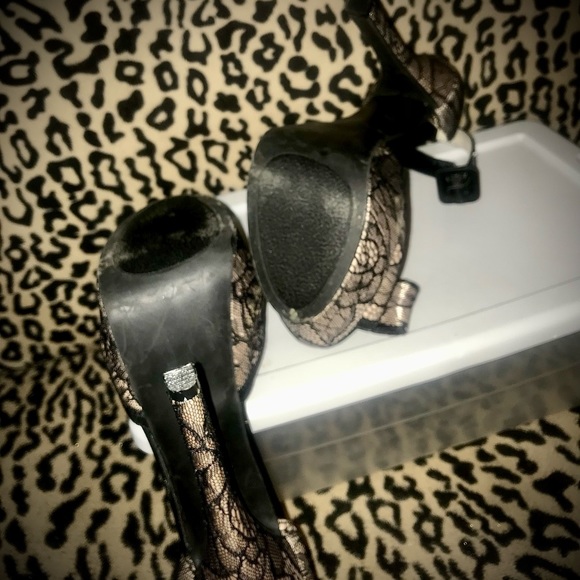 Just Fab - Picture 2 of 2